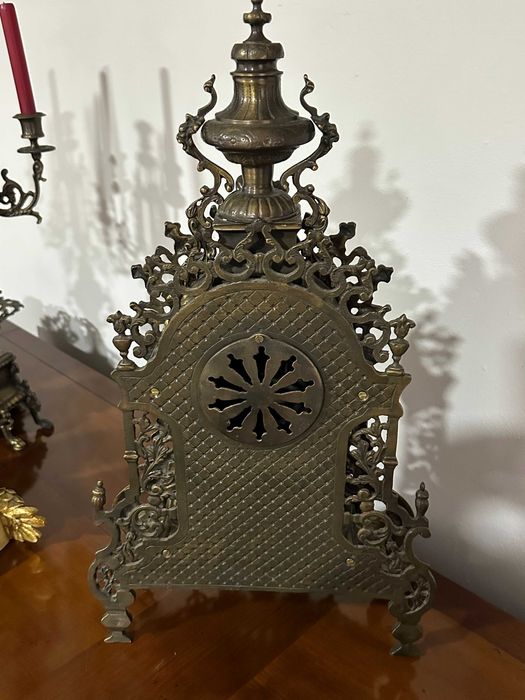 Relógio em cobre