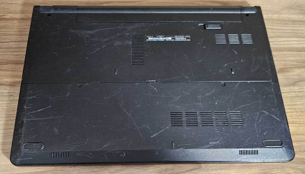 Laptop Dell Inspiron 15 3552  Celeron/8GB/240GB SSD 15,6" Nowa BAT