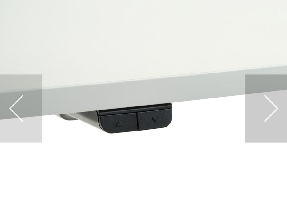 Стіл комп'ютерний