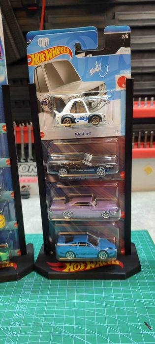 Stojak na modele Hot Wheels – Idealne dla kolekcjonerów!