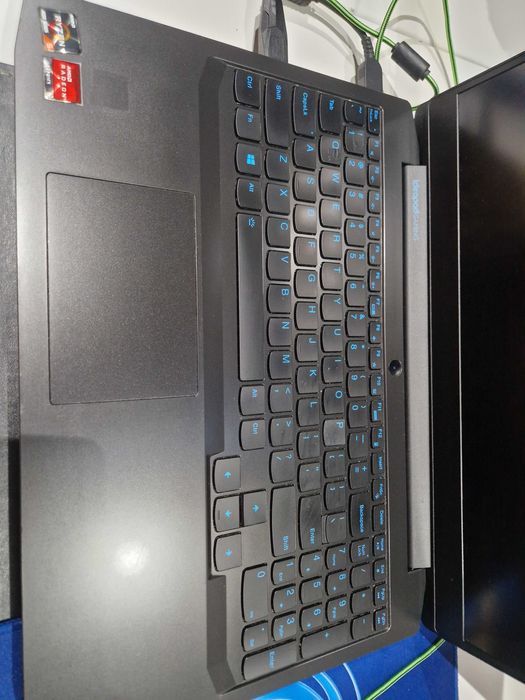 Sprzedam laptopa