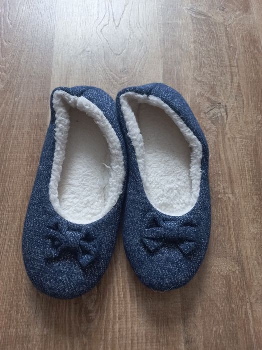Papcie kapcie pantofle rozmiar 37