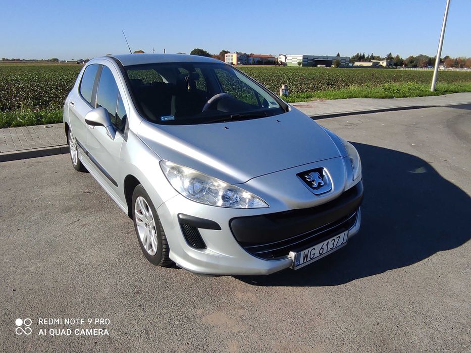 Peugeot 308 1.4 benzyna 2008 r. Przebieg 132840.