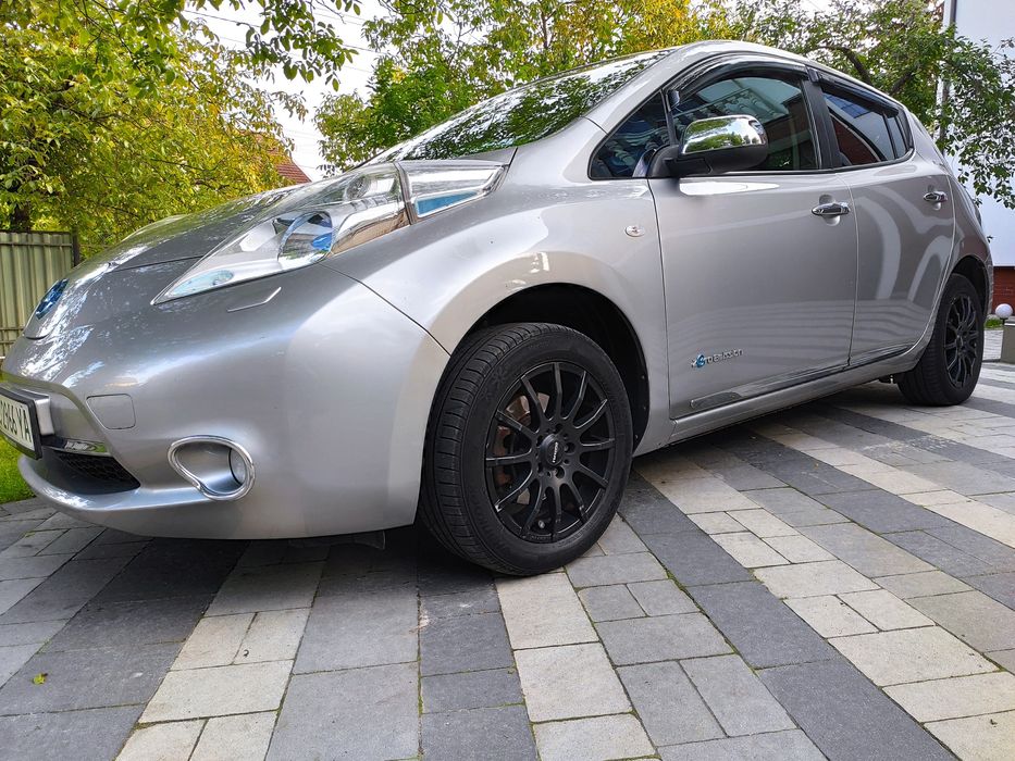 Nissan Leaf 2013  SOH 79% 10/12