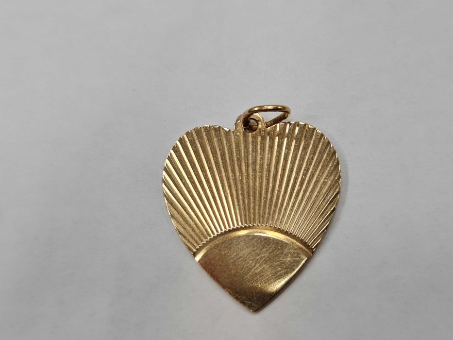 Złoty wisiorek damski/ Serce/ 585/ 3.62 gram