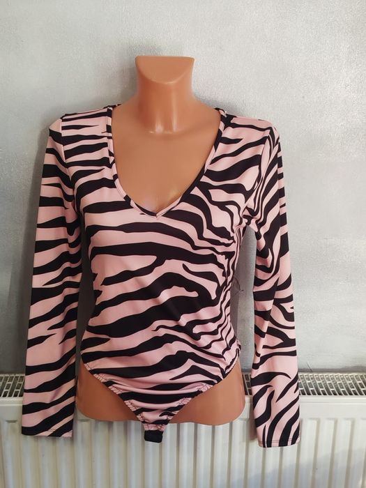 Body zebra czarno pudrowy roz