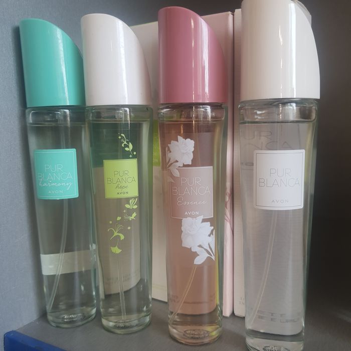 Розпродаж парфумів Ейвон