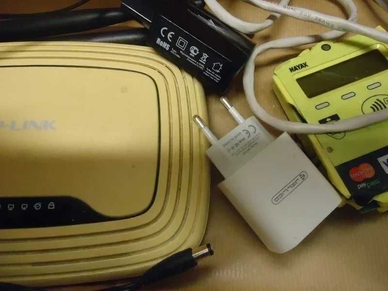 Router +wszystko na zdjęciu