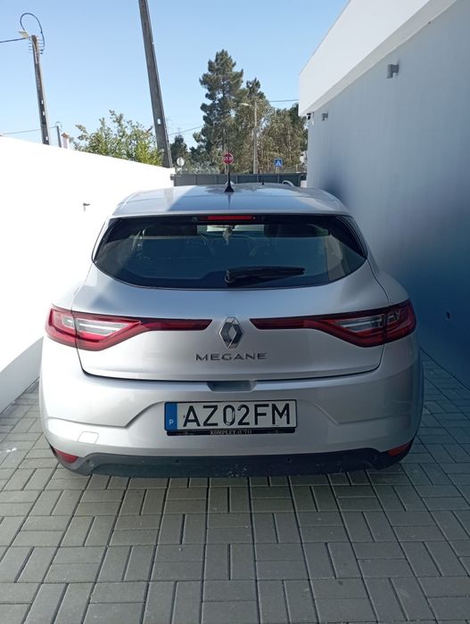 Renault Megane IV 1, 5DCI Caixa Automática 16000 — photo 2