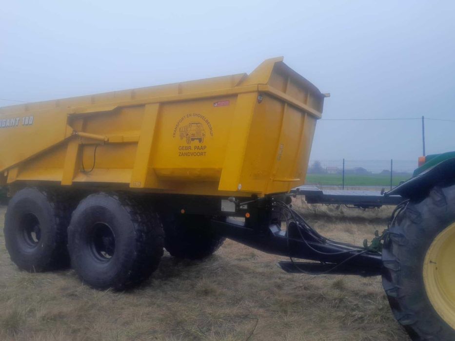 przyczepe skorupowa budowlana Beco Gigant 180