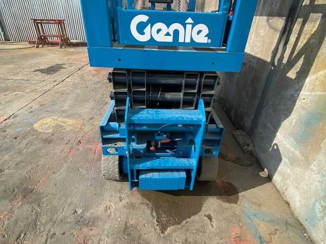 Plataforma Elevatoria Tesoura Eletrica Genie GS 1932 8 Metros