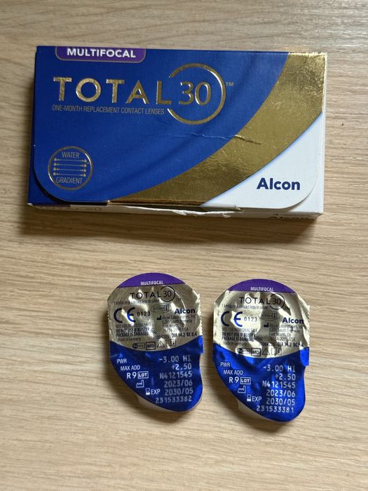 Alcon Total 30 Multifocal