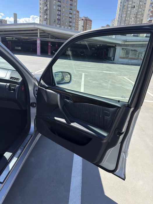 Mercedes-Benz E280 2000 w210