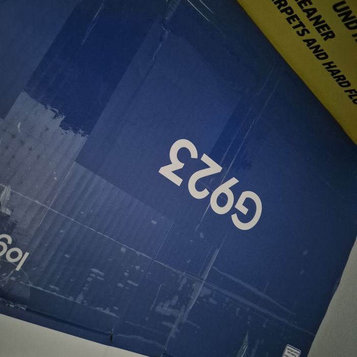 Volante e pedais logitech