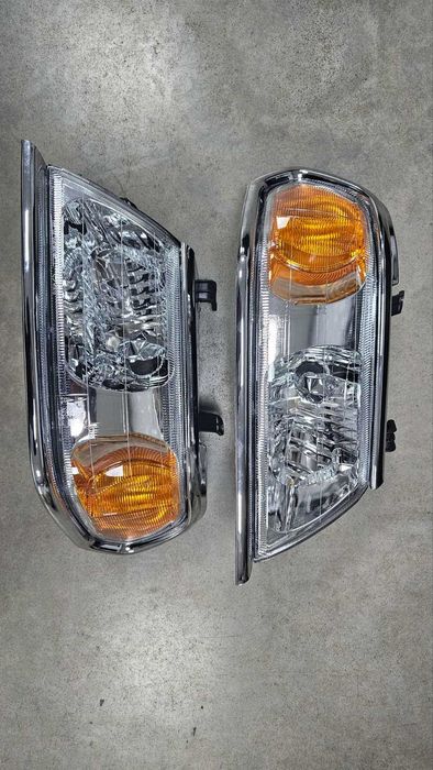 Фара левая правая Mitsubishi Pajero Sport Паджеро Спорт