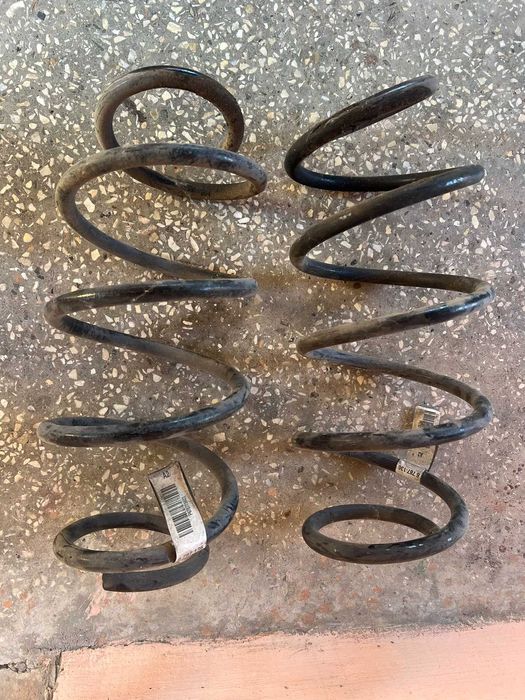 Пружина передняя 31336787136 BMW X3 F25