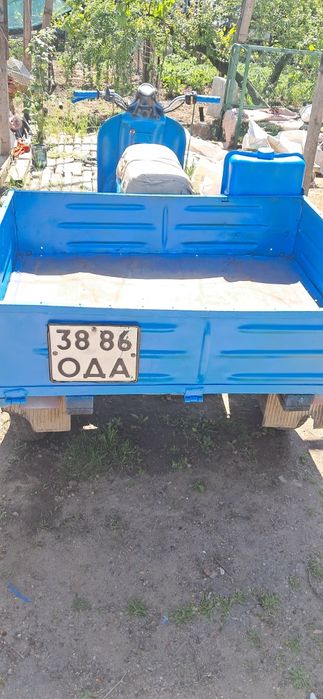 Продам или обменяю Моторолер муравей торг!!!