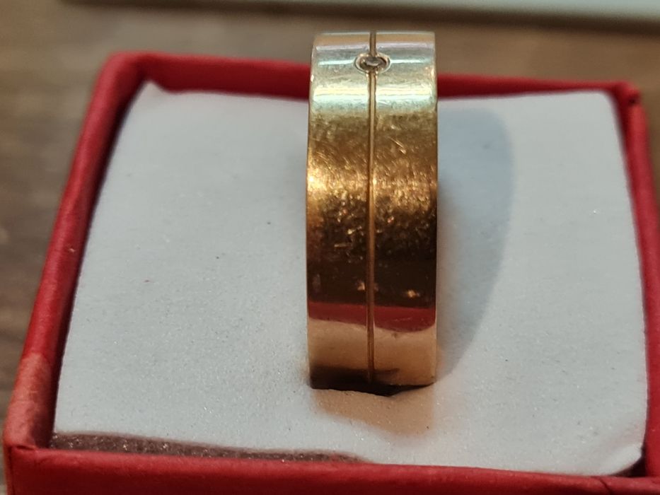 Piękna złota obrączka od LOMBARDIA sklep Fly Katowice