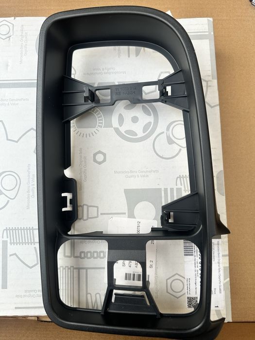 Кришка зеркала спрінтер 907 поворот вкладиш зеркала