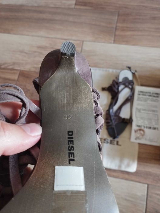 Босоніжки жіночі Diesel 40р