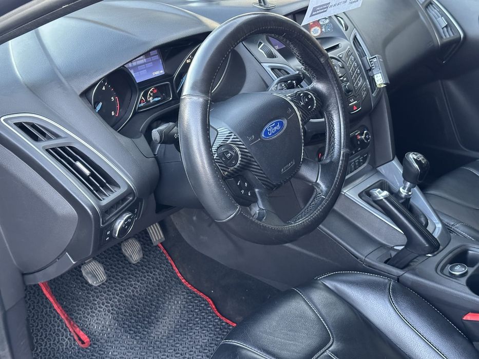 Ford focus mk3 titanium