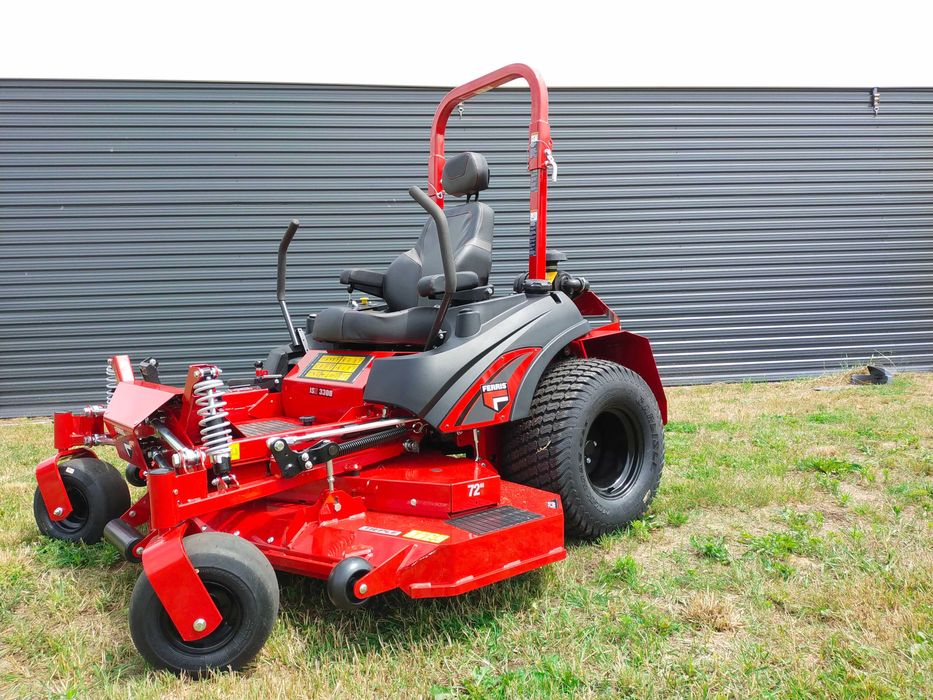 Traktor zero-skręt Ferris ISX 3300 72" 183 cm 40 KM LEASING RATY