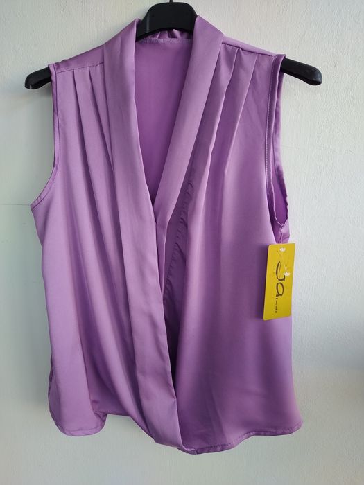 Blusa Lilás Acetinada Sem Mangas,  Estilo Cruzado / Drapeado -  Ja Moda - Tamanho Único - Nova!