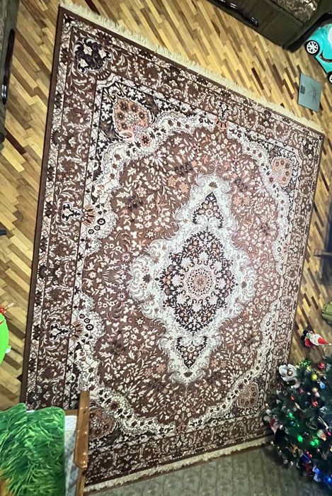 Килим,ковер в гарному стані