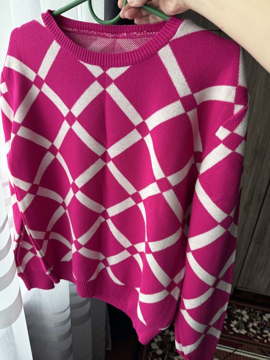 Свитер, новый 46-48