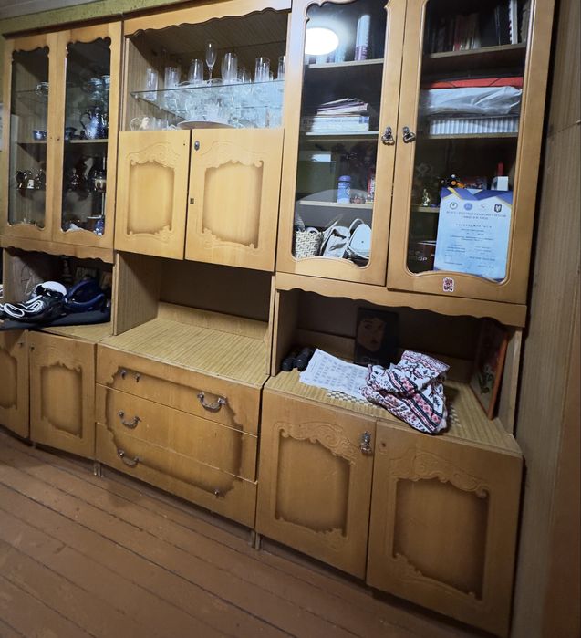 Стінка сервант в нормальному стані