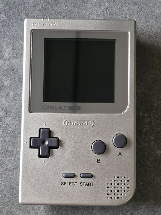 Konsola Game Boy Pocket Silver Oryginalny Stan Kolekcjonerski MGB-001