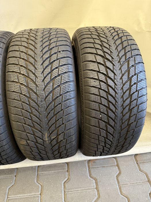 225/45/17 Nokian WR Snowproof P 94V 2024R