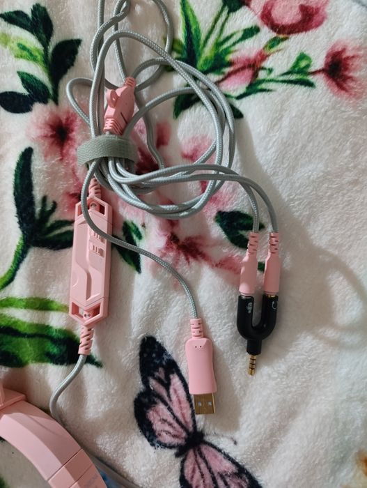 Продам Нові Навушники ONIKUMA Gaming CAT with RGB K9 3.5mm pink рожеві