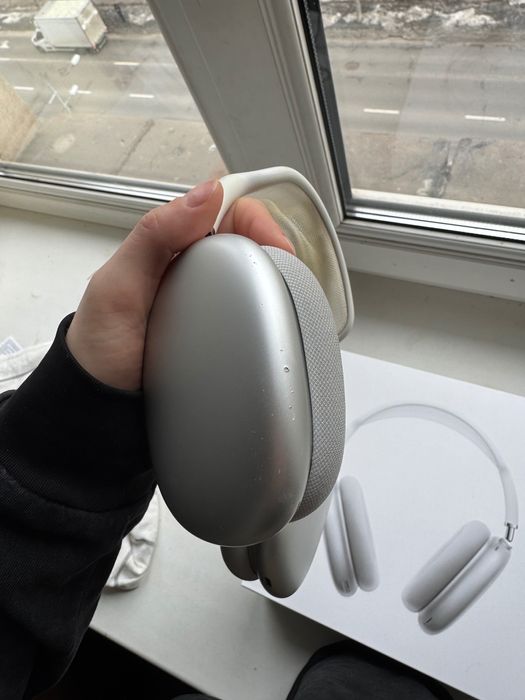 Apple AirPods Max Silver