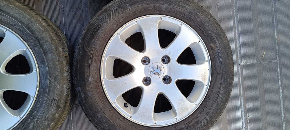 4 jantes Peugeot 307 4x108 r15 (com pneus)