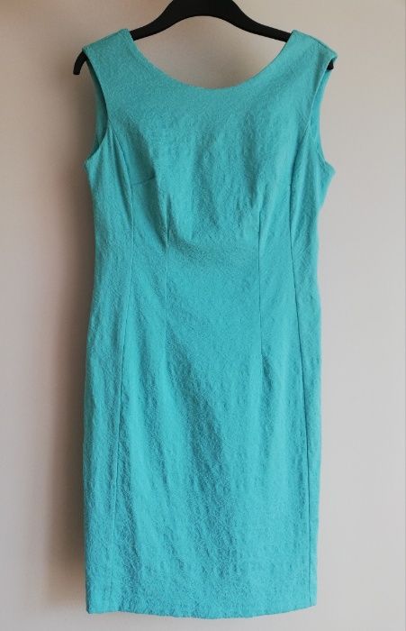 Turkusowa sukienka ołówkowa