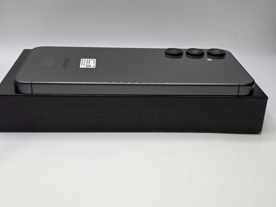 Samsung Galaxy  S24 FE 8/128