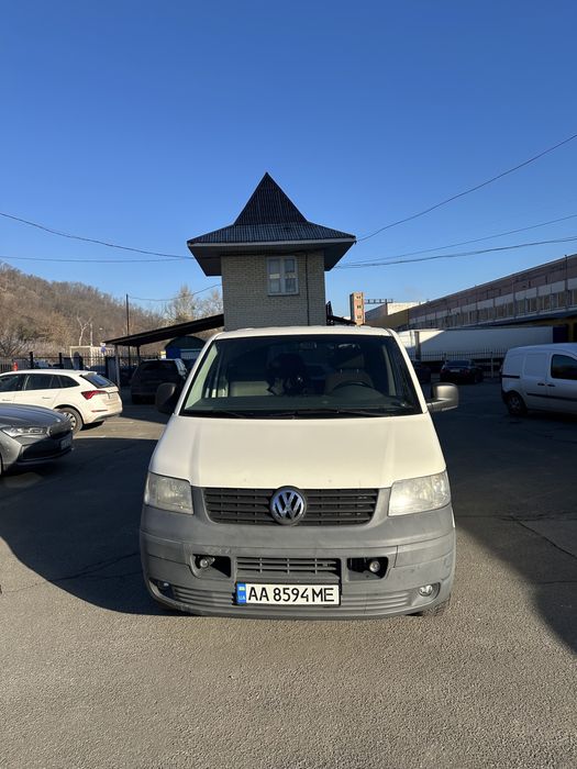 Цілий!!!Двигун турбіна працюють добре , повний привід . Є гідроборд. Всі питання по телефону . Автоплощадки прошу не турбувати . Є ряд сидіннь . Парктроніки. По документах авто легковий.