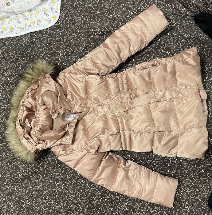 Зимний пуховик Gap для девочки 130 р
