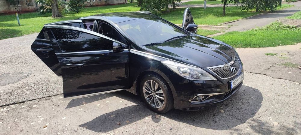 Продам Хундай Грандеур 2015г.вып.