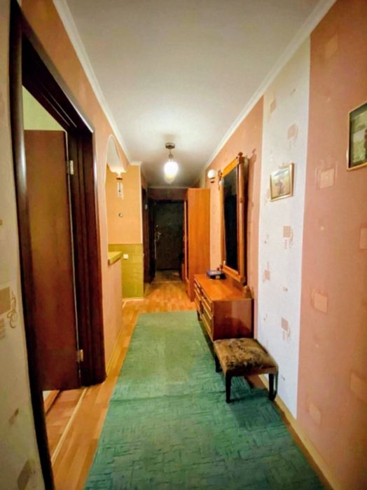 3 кімн.Продаж.Ціна:25 600$.Вул.2а Залізнична,б.22А,Пов.2/3;65/41/12м2