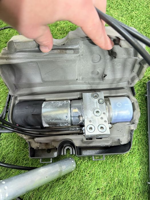 W164 x164 Насос кришки багажника ляди Мерседес Авторозборка