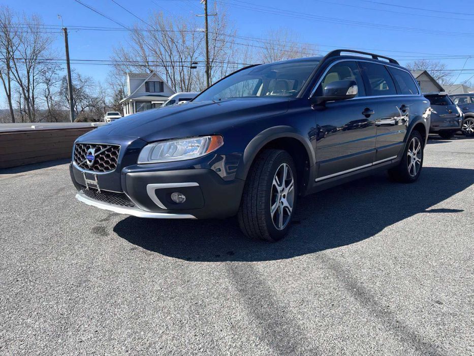 Volvo XC70 T6      2015