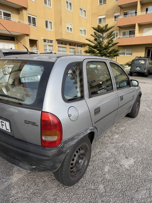 Vendo Opel Corsa B 1.2 Gasolina - Ano 1995