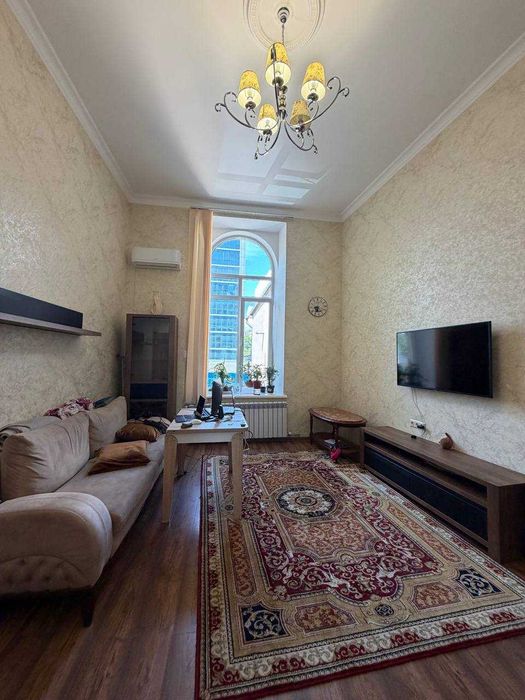 Продам 2-к квартиру з ремонтом, 66 кв.м, АГВ, в Центрі на Олеші/Грецька (3-311-203 ОФ)