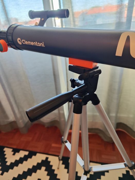 Telescópio NASA - Clementoni