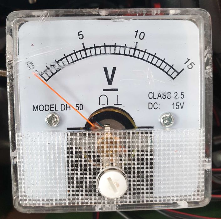 Woltomierz analogowy DH-50 BEZPIECZNIK krokodylki