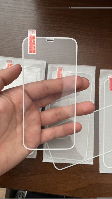Ціна за одне захисне скло на iPhone 12 Pro