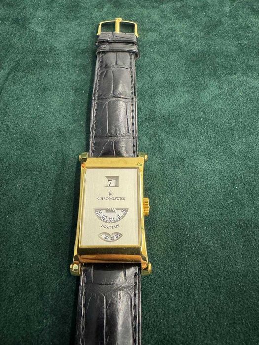 Золотые Швейцарские часы   CHRONOSWISS 1371