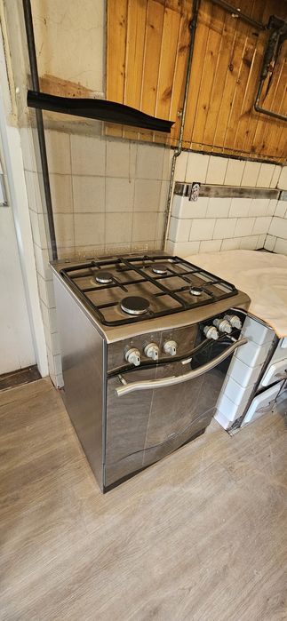 Kuchenka gazowa elektryczna  piekarnik